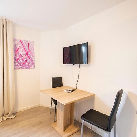 City Appartement Kueche,Bad, Parken Im Zentrum Von 拉芬斯堡 外观 照片
