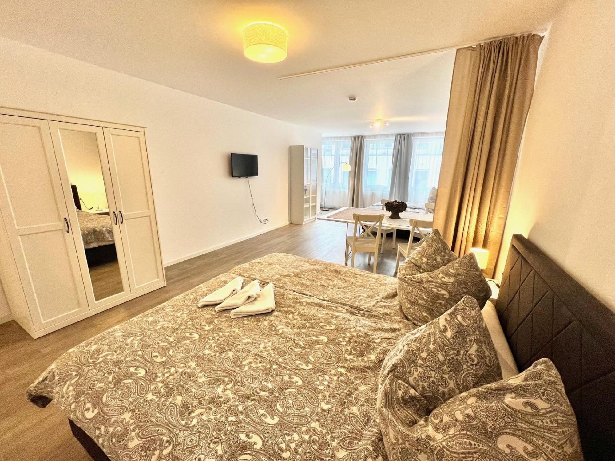 City Appartement Kueche,Bad, Parken Im Zentrum Von 拉芬斯堡 外观 照片